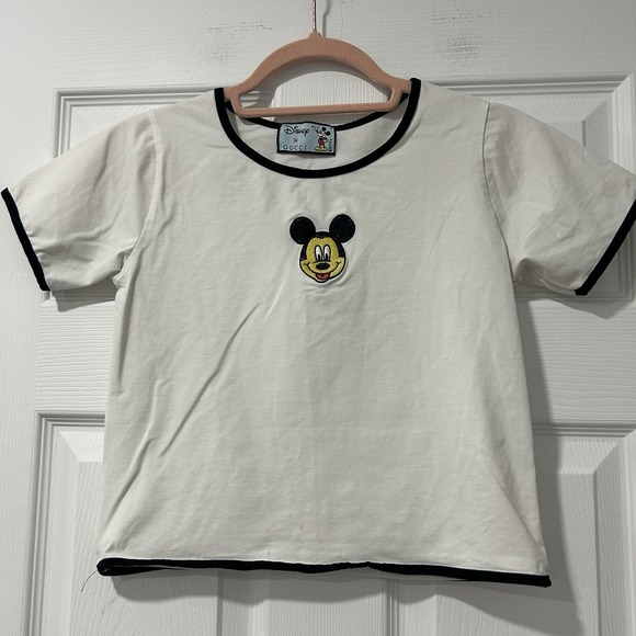 Gucci x Disney Collaboration Mickey Mouse Embroidered T-Shirt Ringer Tee Cropped - Picture 1 of 7